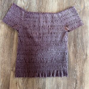 Beautiful velvet look, ruched off the shoulder‎ top! Aeropostale XL